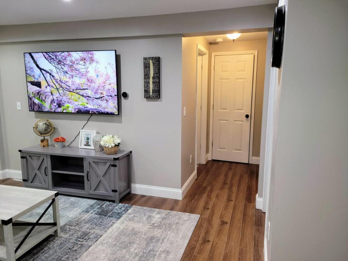 Apartment With Brand New Furniture And Large Parking West Seneca Dış mekan fotoğraf