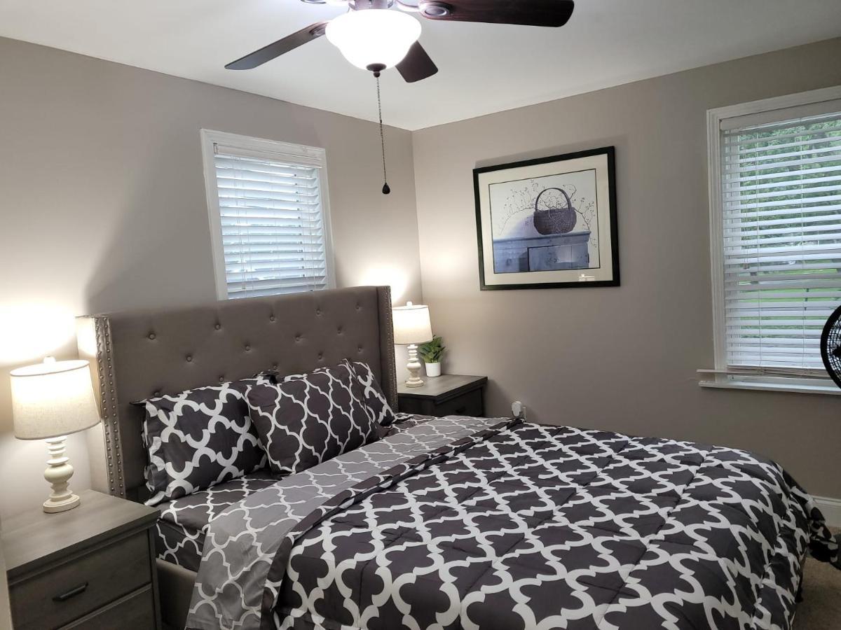 Apartment With Brand New Furniture And Large Parking West Seneca Dış mekan fotoğraf