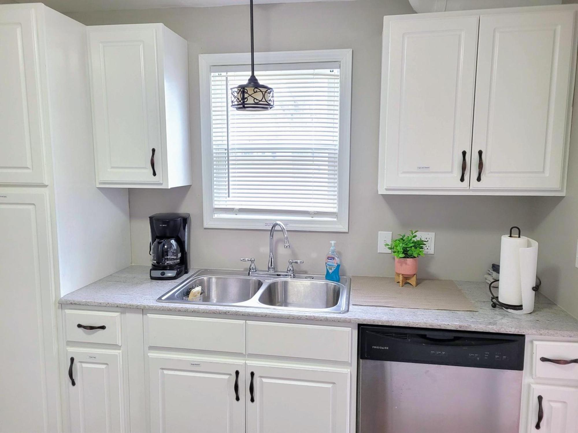 Apartment With Brand New Furniture And Large Parking West Seneca Dış mekan fotoğraf